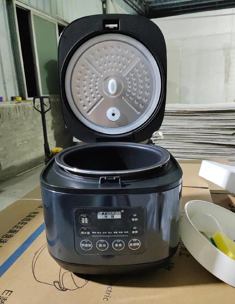 1.8升电饭煲尺寸揭秘：盖子大小及适用人群
